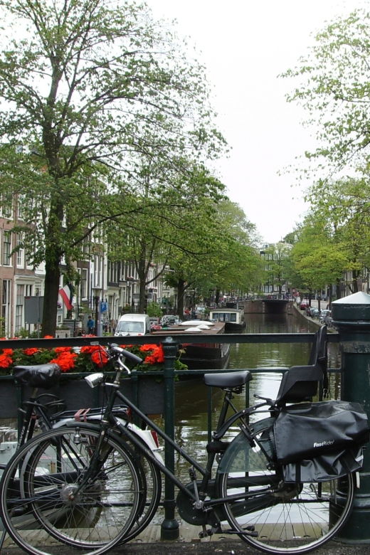 2-5-hour-amsterdam-sightseeing-tour-by-bike