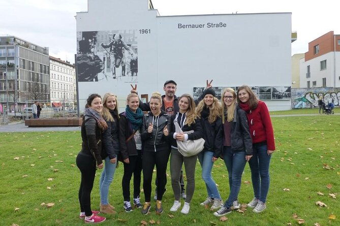 2-5-hour-berlin-wall-and-memorial-sites-walking-tour