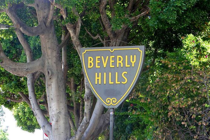 2-5-hour-hollywood-chills-tour-celebrity-scandals-and-cemeteries