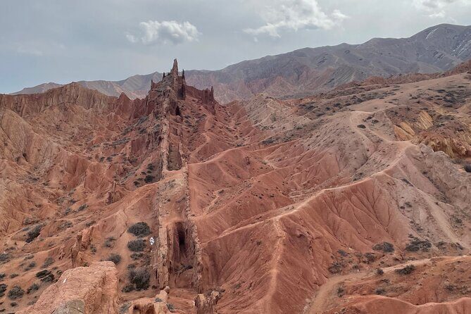 2-Day Adventure Yssyk Kul lake, Canyon, Yurt Stay and Eagle Show - FAQs