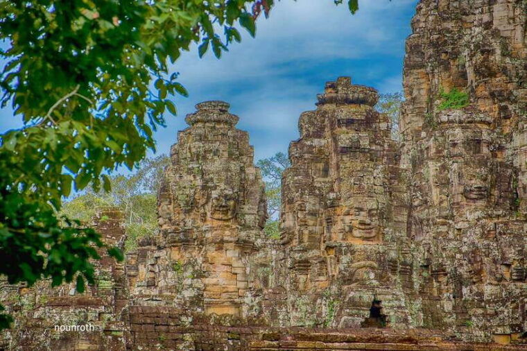 2-day-angkor-wat-banteay-srei-floating-village-k-pluk