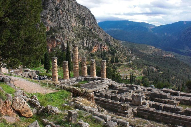 2-day-award-winning-private-tour-to-delphi-meteora-from-athens