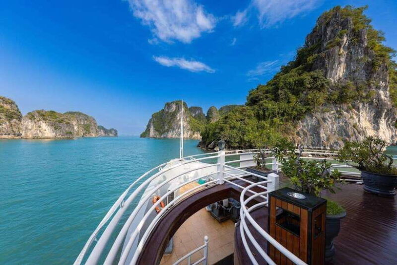 2-day-bai-tu-long-bay-cruise-with-activities