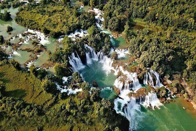 2 - Day Ban Gioc Waterfalls - Group Size & Atmosphere