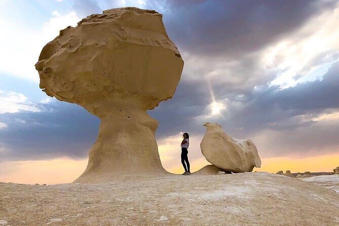2-Day Black & White Desert, Crystal Mountain, option Pyramid tour - What You Can Expect: An In-Depth Look