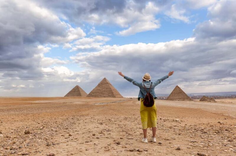 2-Day Cairo & Alexandria Tour: Pyramids, Sphinx, Catacombs - Who Should Consider This Tour?