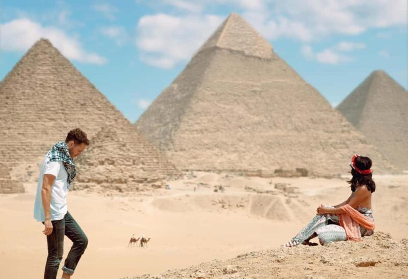 2 Day Cairo Tours, Pyramids, Museums and Coptic Cairo - Day 1: Pyramids, Sphinx, and the Egyptian Museum