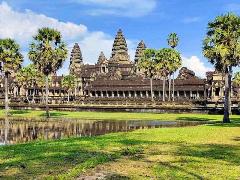 2-day-cambodia-private-guided-tour-in-angkor-temples