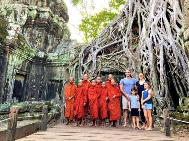 2-day-cambodia-private-guided-tour-in-angkor-temples