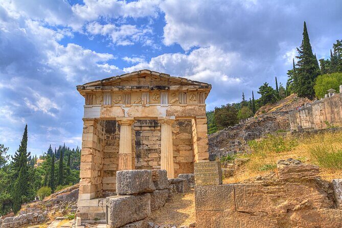 2-Day Delphi Meteora Tour From Athens - Key Points
