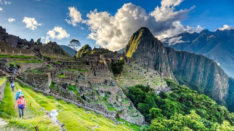 2-day-excursion-to-machu-picchu-and-abra-malaga