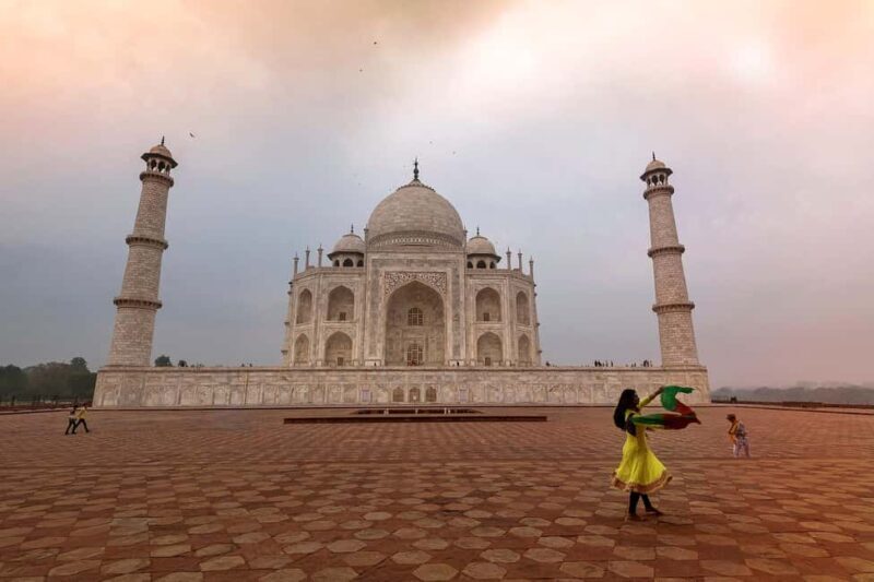 2-Day Golden Triangle Tour from Delhi to Agra and Jaipur - FAQ