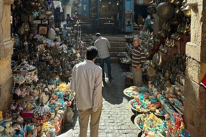 2-Day guided Tour to Pyramids and Saqqara and Old Cairo - FAQs