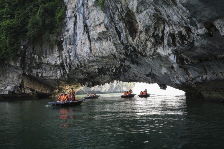 2-day-ha-noi-ninh-binh-ha-long-bay-highlights-tour