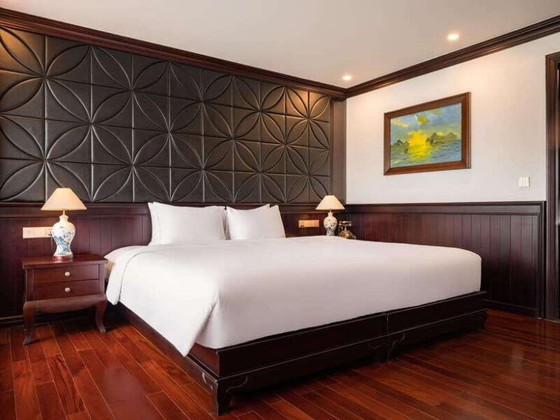 2-day-halong-lan-ha-bay-5-stars-cruises-w-balcony-bathtub