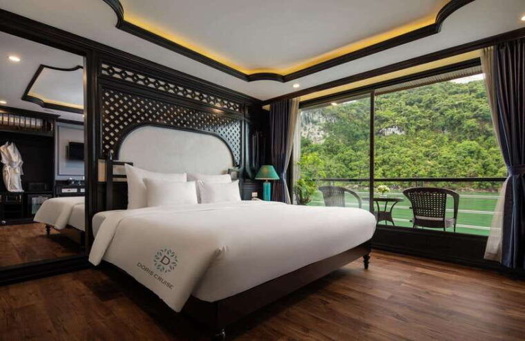2-day-halong-lan-ha-bay-5-stars-cruises-w-balcony-bathtub