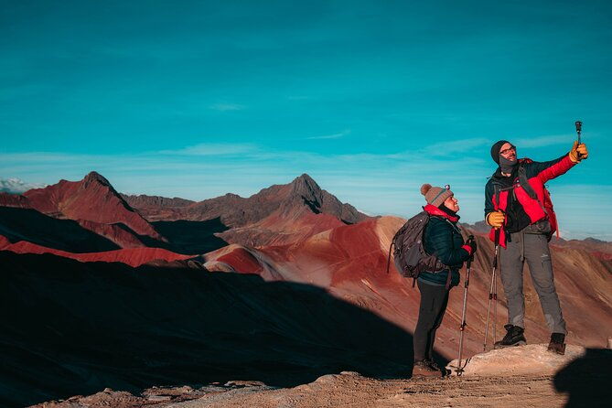 2-day-hike-in-rainbow-mountain-and-red-valley