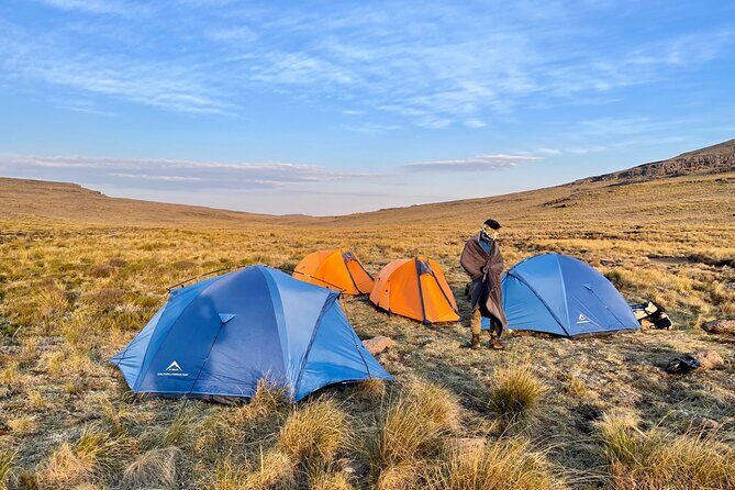 2-Day Hiking and Camping Experience in Drakensberg Mountains - The Itinerary Breakdown