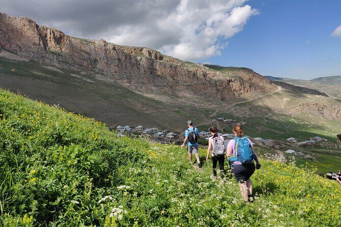 2 Day Hiking Homestay Tour in Remote Villages of Guba - Who Will Love This Tour?