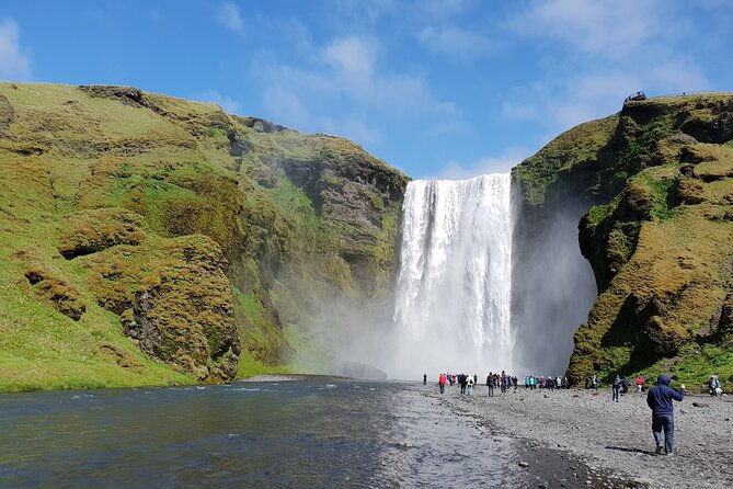 2-day-jokulsarlon-tour-with-glacier-hike-south-coast-waterfalls
