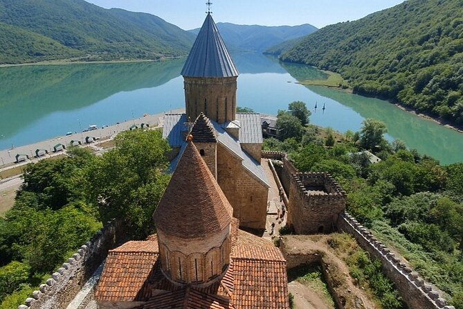 2-day-kazbegi-tour-adventure-in-the-caucasus-mountains