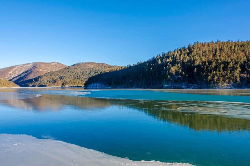 2-Day Lugu Lake: Boat Ride, Island Hike & Mosuo Cultural - Detailed Review of the 2-Day Lugu Lake Tour