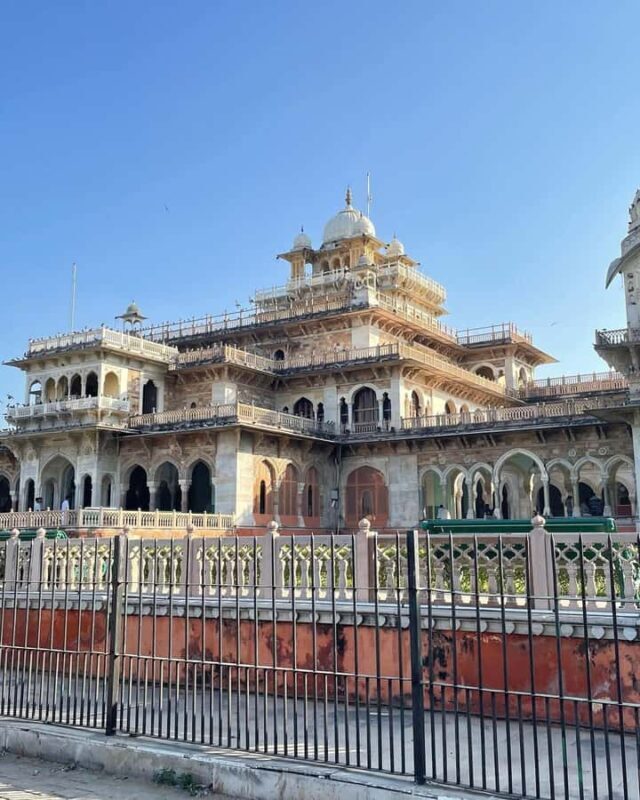 2 Day Luxury Golden Triangle Tour to Agra, Jaipur From Delhi - FAQ