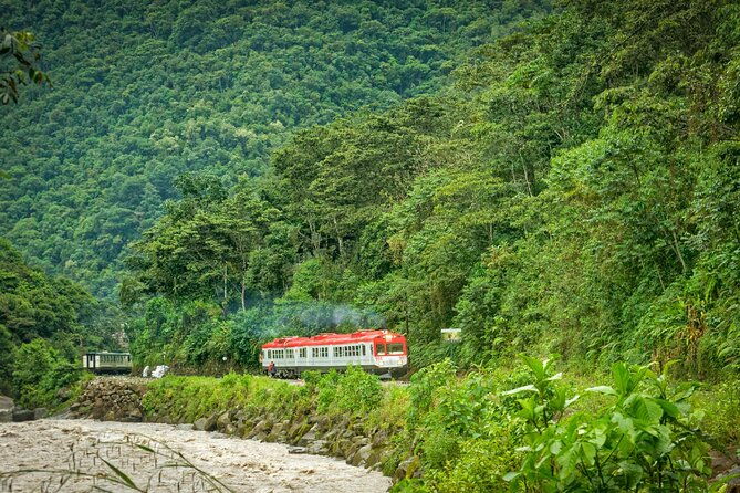 2-day-machu-picchu-sacred-valley-of-the-incas-group-service