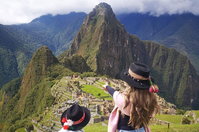 2-day-machu-picchu-tour-by-expedition-train-or-voyager-train