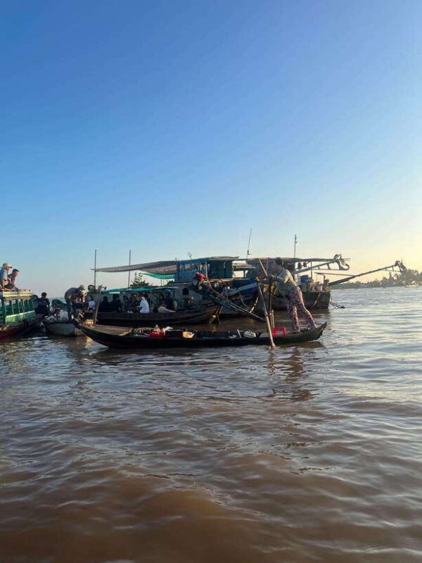2-day-mekong-delta-private-tour-vinh-long-can-tho-sa-dec