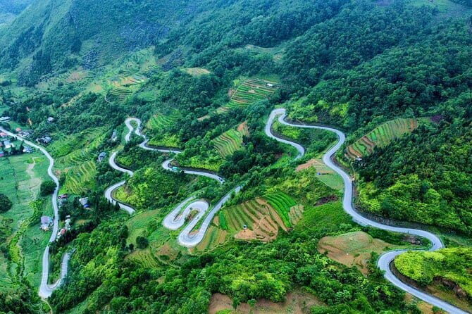 2 Day Motorbike Ha Giang Loop Tour with Easy Rider or Self Riding - Who Is This Tour Best Suited For?