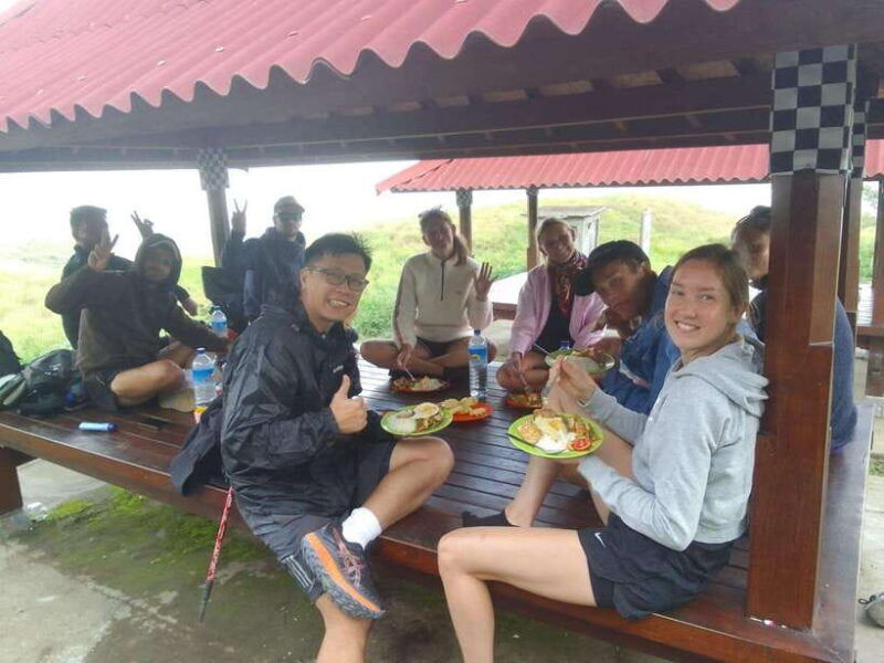 2-day-mount-rinjani-trekking-summit-tour-from-sembalun