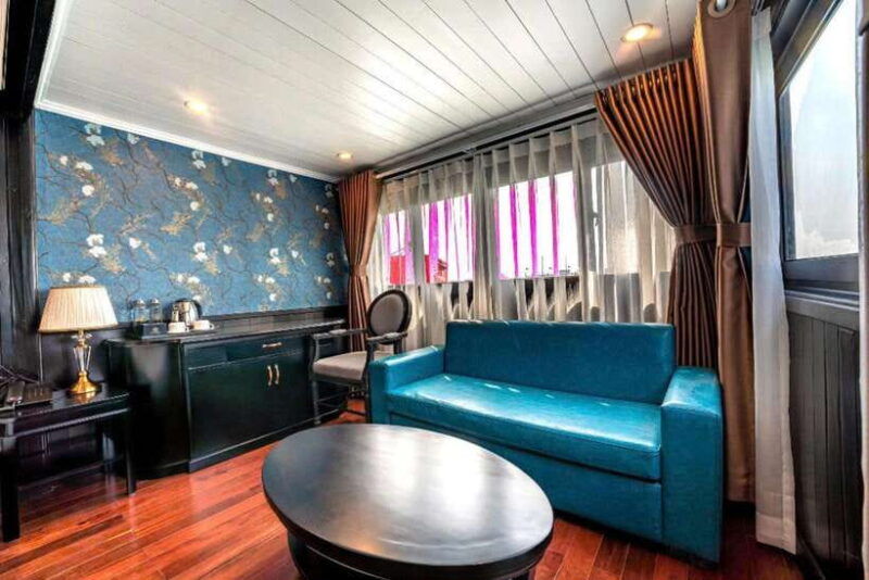 2-day-peaceful-in-bai-tu-long-bay-with-luxury-cruise