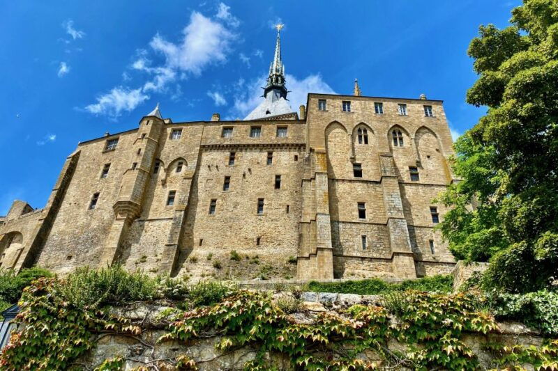 2-day-private-d-day-mont-saint-michel-3-castles-by-mercedes