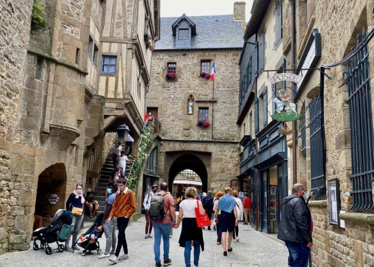 2-day-private-d-day-mont-saint-michel-3-castles-by-mercedes