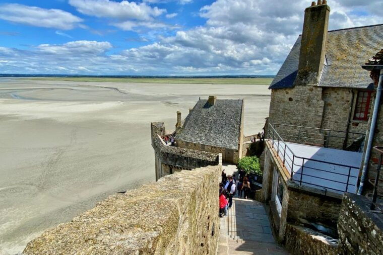 2-day-private-mont-saint-michel-normandy-3-loire-castles