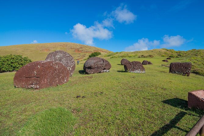 2-day-private-tour-easter-island-highlights-complete-discovery