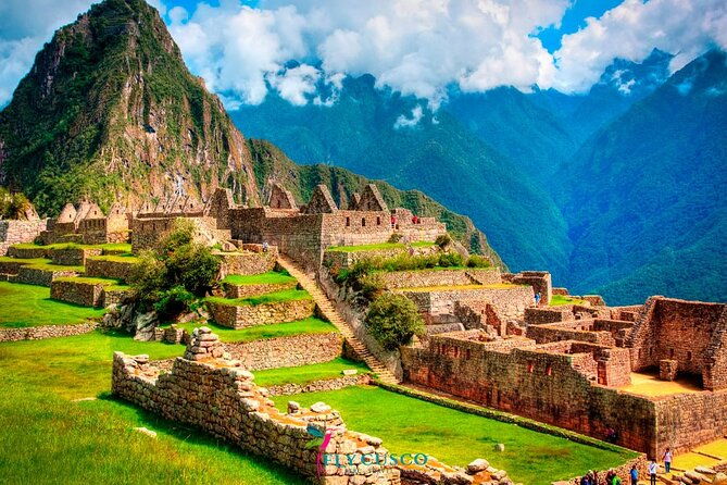 2-day-private-tour-sacred-valley-and-machu-picchu-by-train