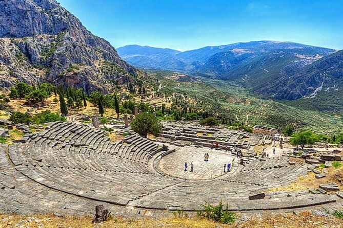 2-day-private-tour-to-amazing-delphi-meteora