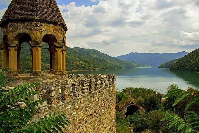 2-day-private-tour-to-kazbegi-from-tbilisi-2