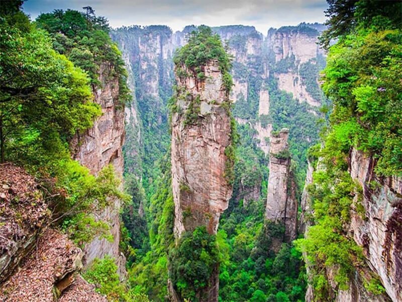 2-Day Private Tour to Mt.AVATAR & Glass Bridge & Mt.Tianmen - Discover the Magic of Zhangjiajie in Two Days