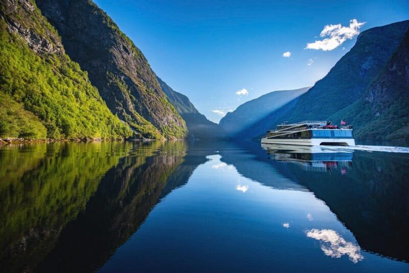 2-day-private-tour-with-flam-train-hardagerfjord-cruise