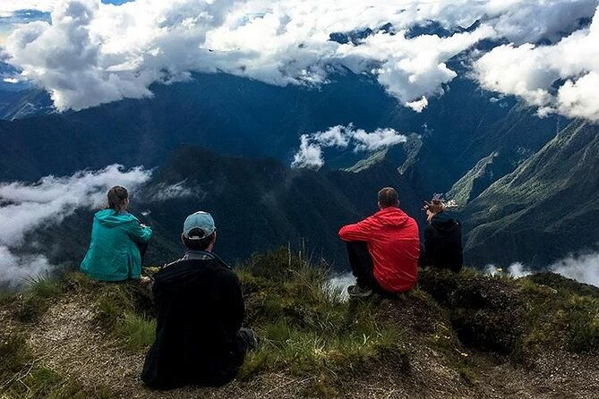 2-day-private-trek-camping-in-rainbow-mountain-llamachimpana