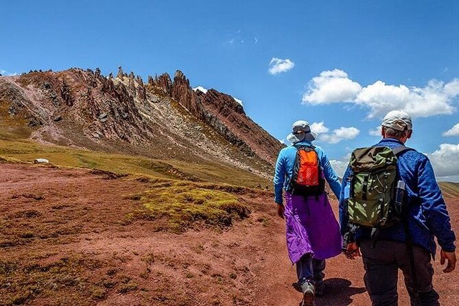 2-day-private-trek-camping-in-rainbow-mountain-llamachimpana