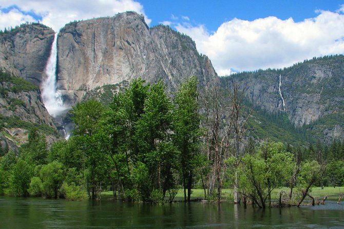 2-day-private-yosemite-tour-waterfalls-sequoias-and-glacier-pt