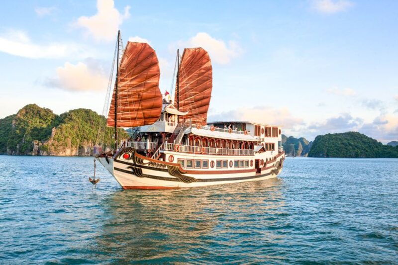 2-day-royal-palace-ha-long-bay-ti-top-island-cruise