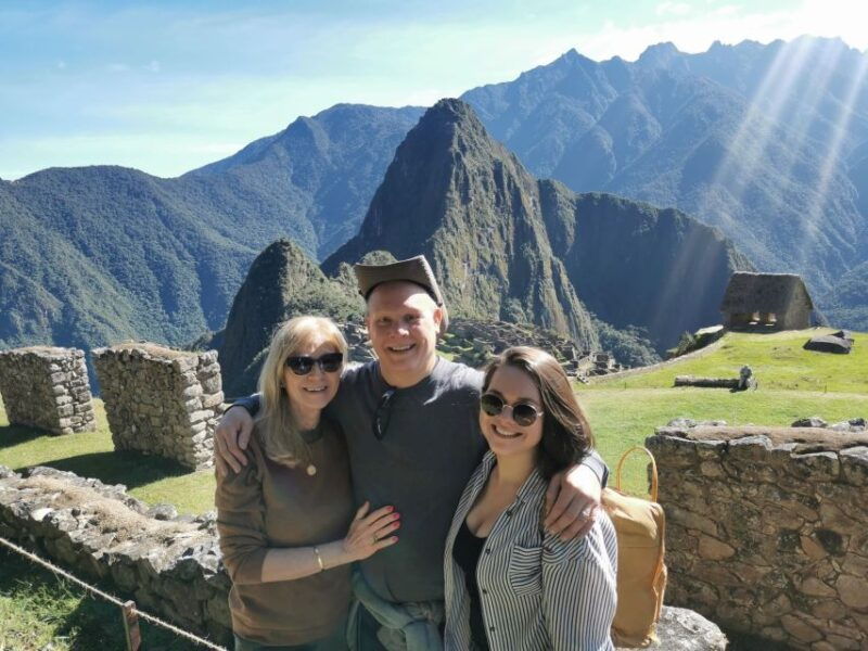 2-day-sacred-valley-and-machupicchu-by-vistadome-train