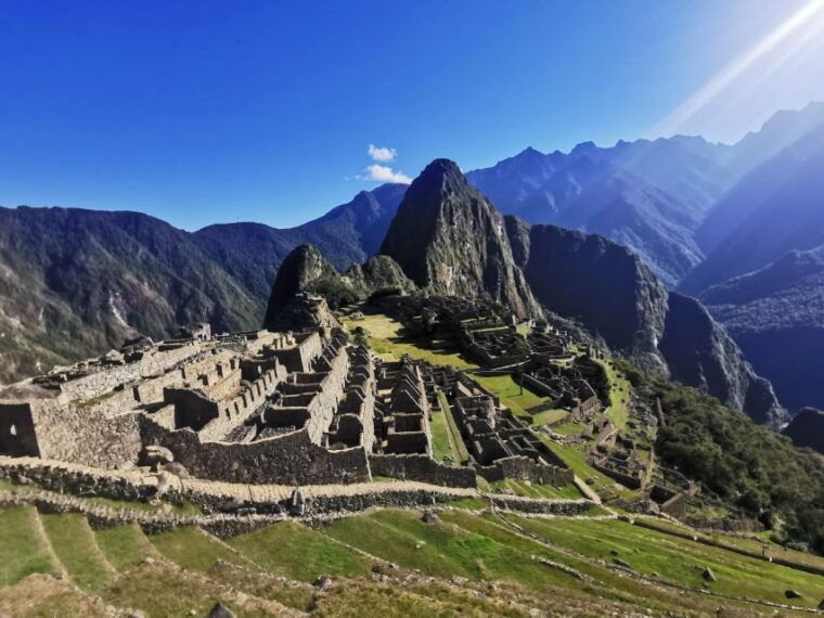 2-day-sacred-valley-and-machupicchu-by-vistadome-train