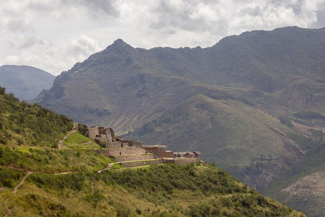 2-day-sacred-valley-machu-picchu-4star-hotel-vistadome-train