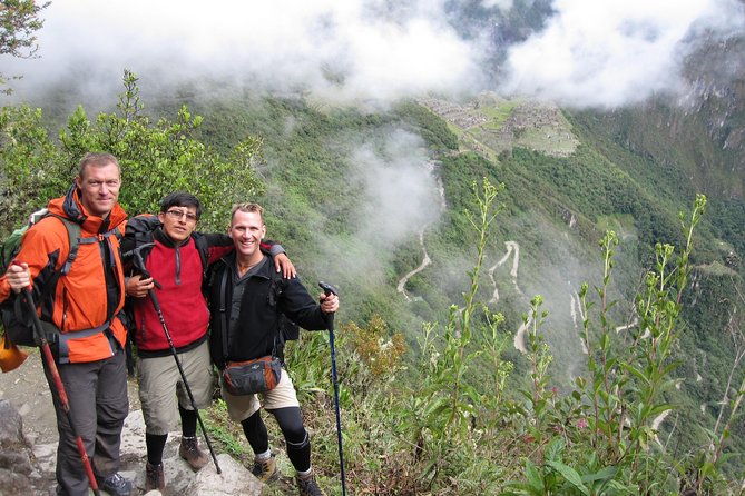 2-day-short-inca-trail-to-machu-picchu-2